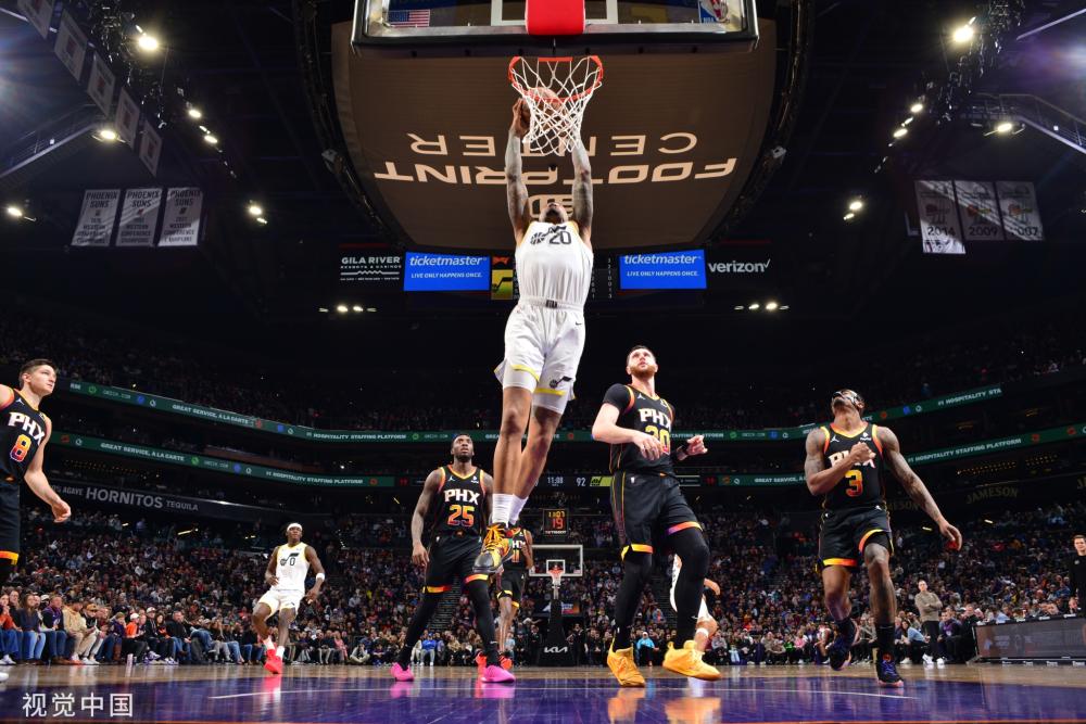 他在比赛中 他在比赛中